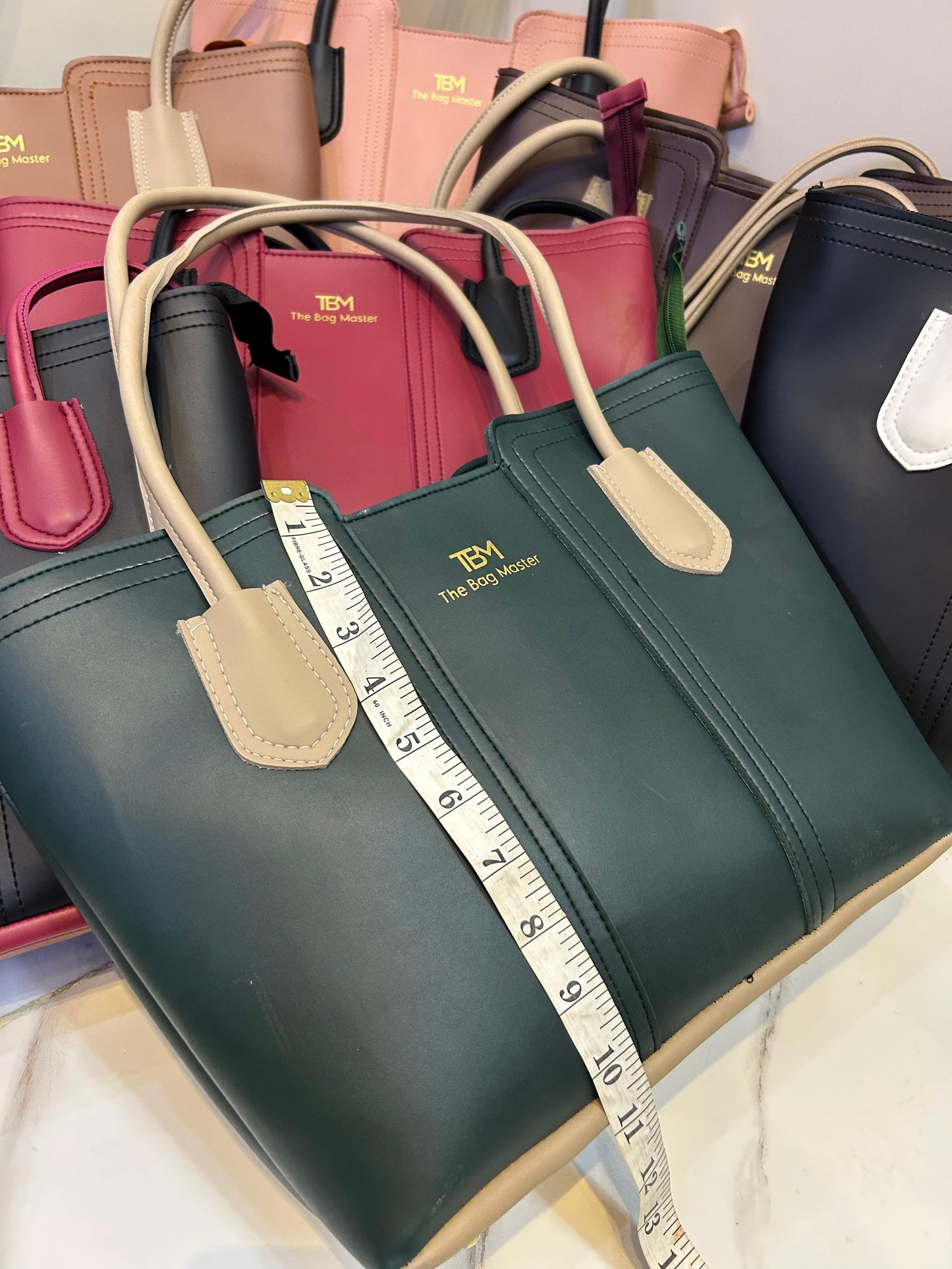 HIGH QUALITY TOTE BAG – PREMIUM SYNTHETIC LEATHER | ELEGANT & DURABLE