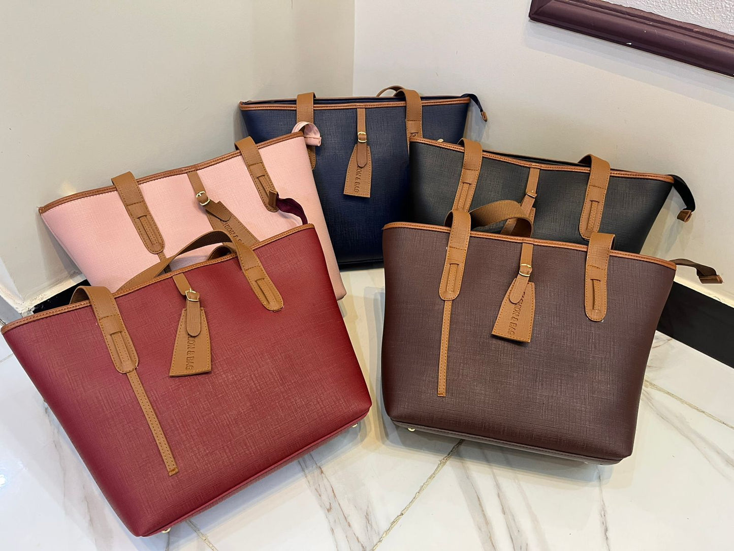 HIGH QUALITY TOTE BAG 💼 – ELEGANT TWO-TONE DESIGN