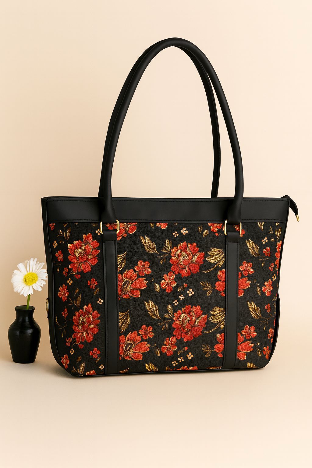 TRIBAL PATTERN TOTE BAG