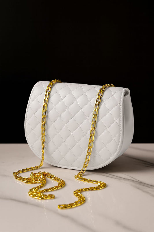 STYLISH & MINIMALISTIC FASHION