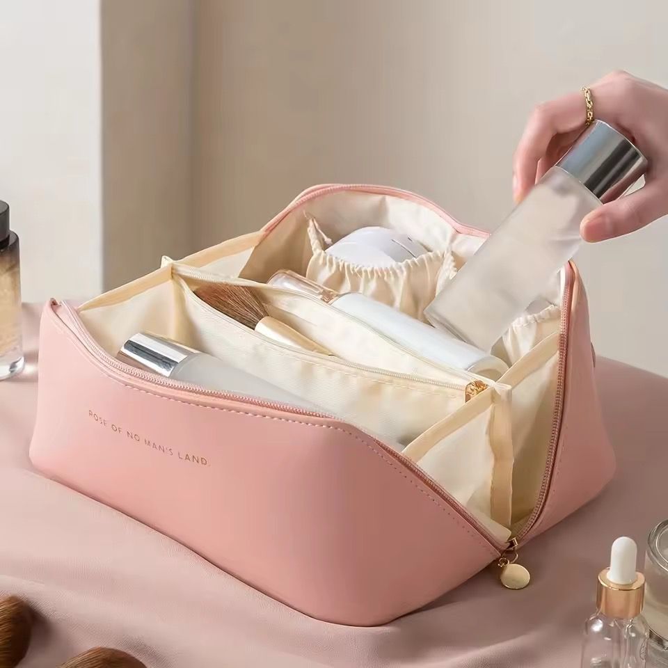 “PREMIUM PU LEATHER TRAVEL TOILETRY BAG