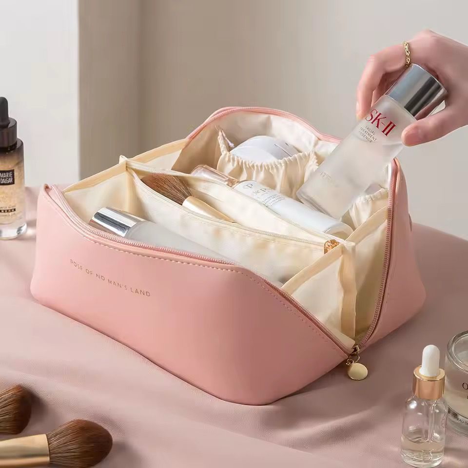 “PREMIUM PU LEATHER TRAVEL TOILETRY BAG