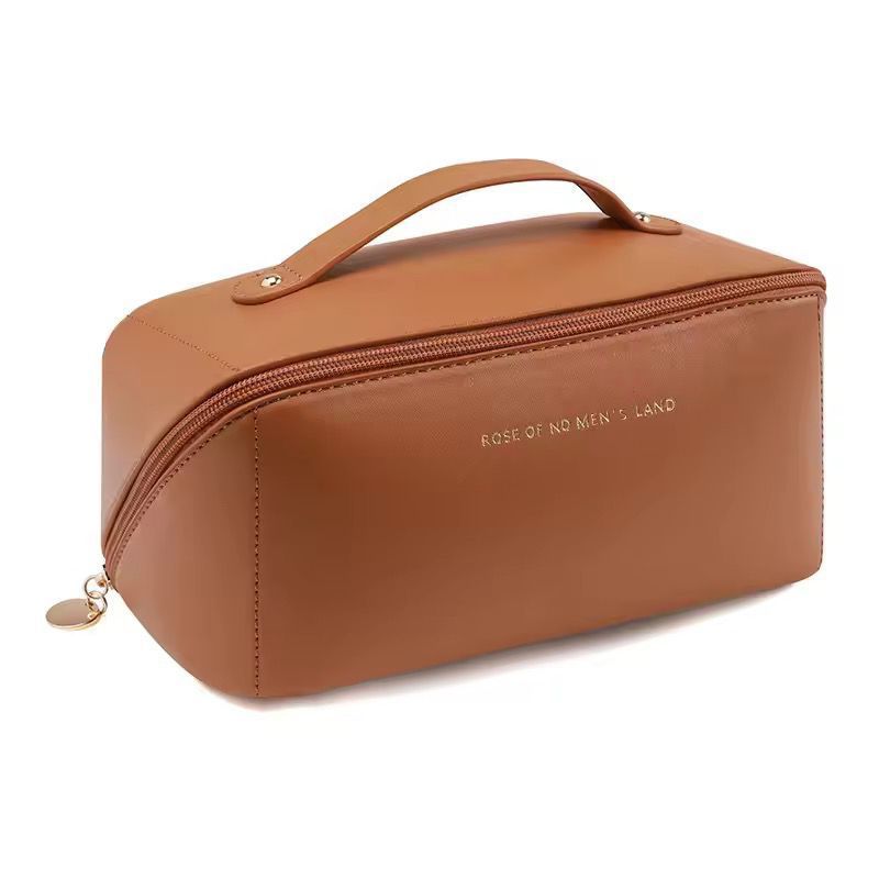“PREMIUM PU LEATHER TRAVEL TOILETRY BAG